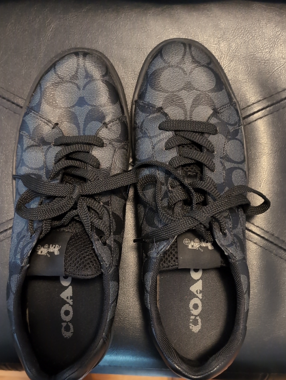 COACH Men’s Clip Signature Low Top Sneakers Black Charcoal 10.5D G4949 Authentic